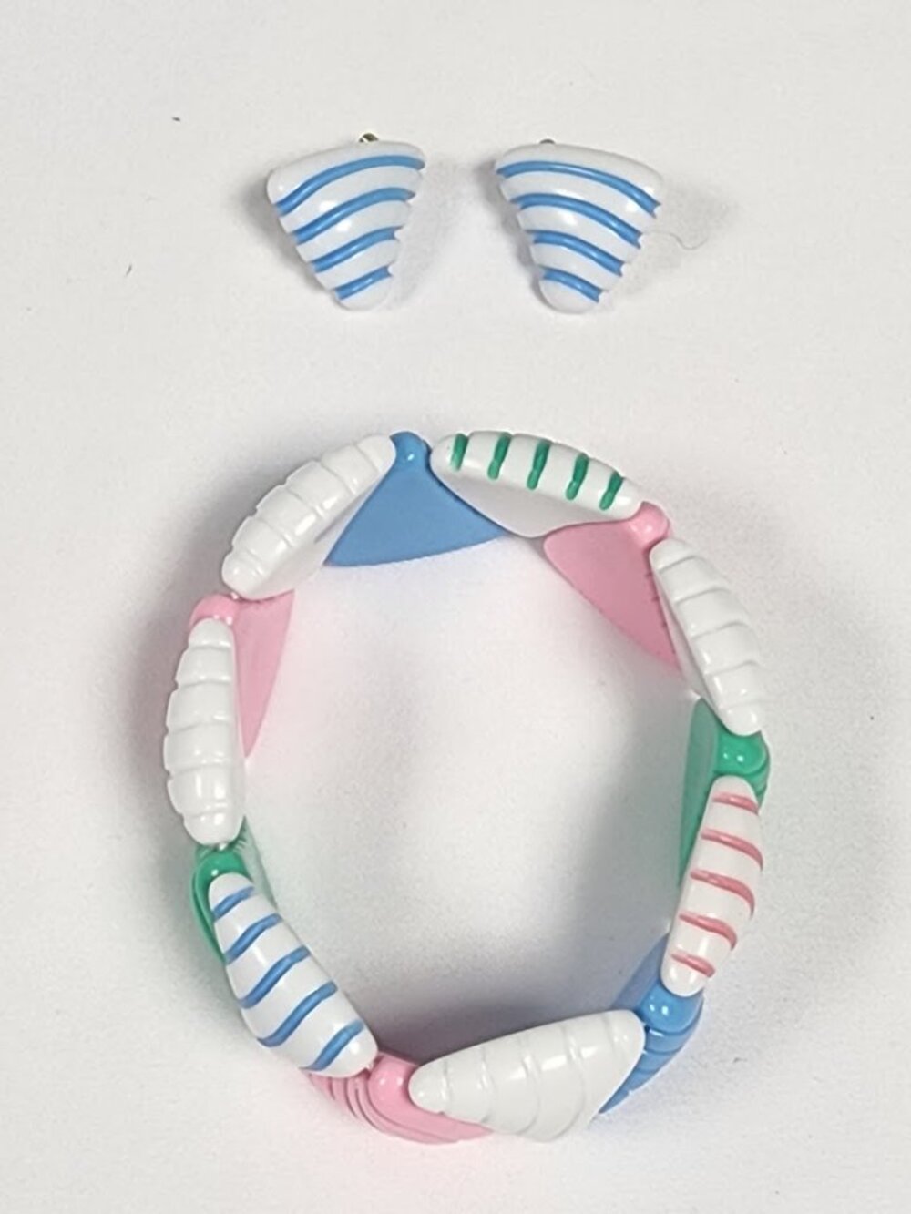 Vintage Avon Pastel Geometric Bracelet & Earrings Set 80s Retro